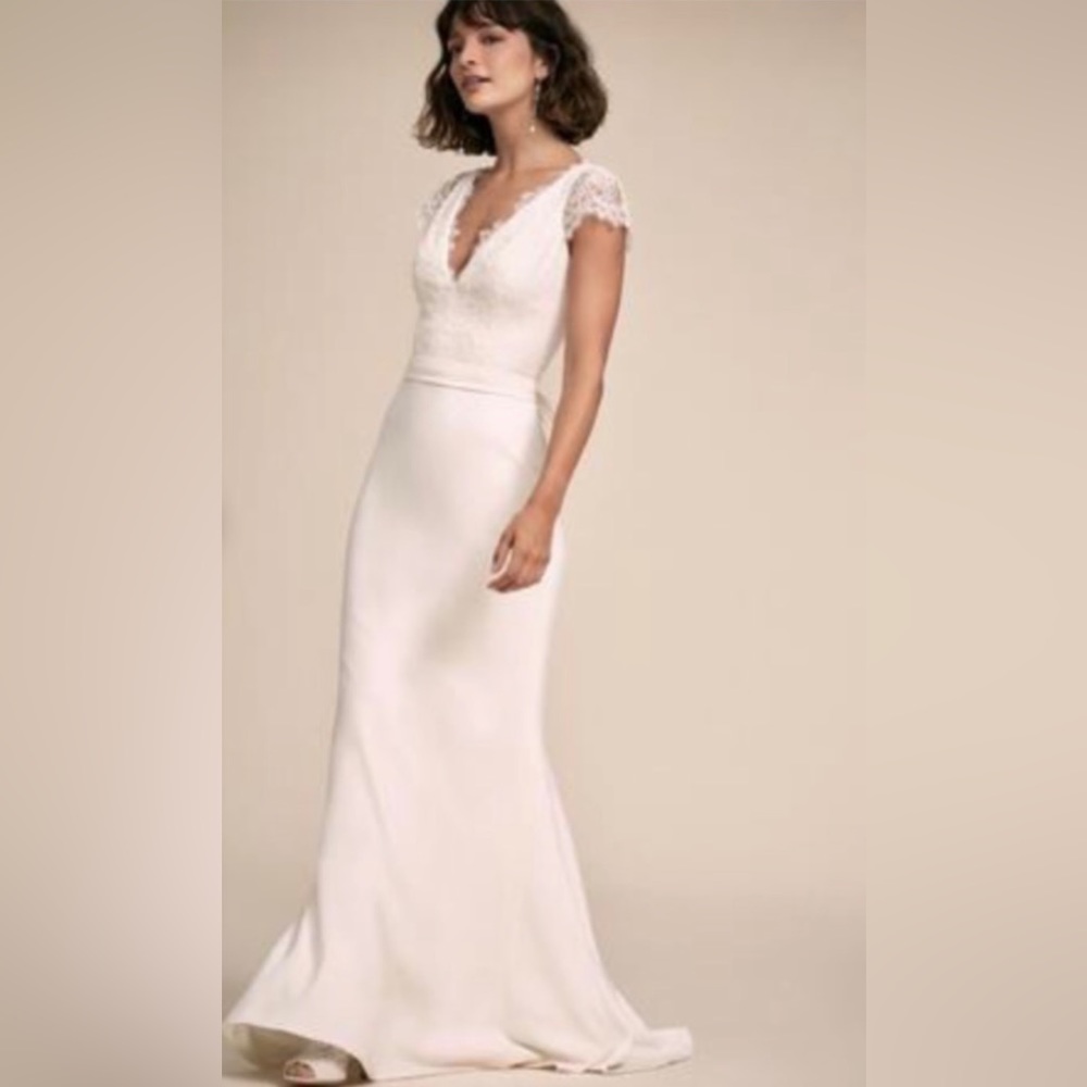 Size 6 Bhldn wedding dress, never worn, tag still on.